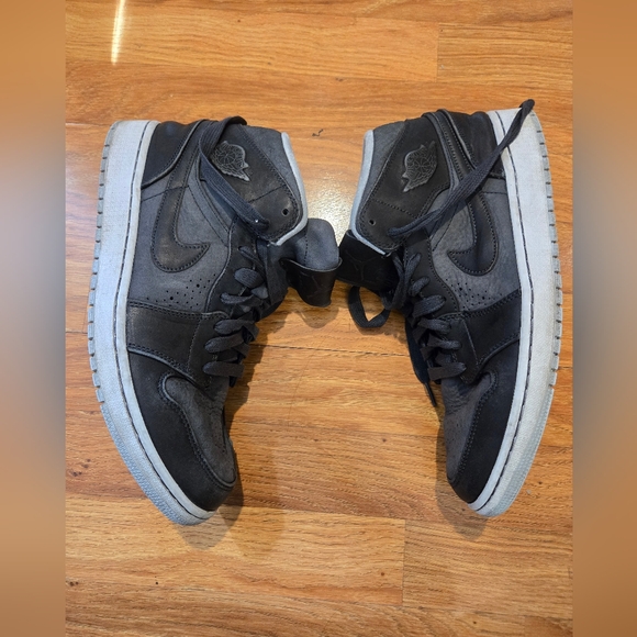 Jordan 1 Mid Nouveau Anti Gravity Black Men Size 12 Shoes - Picture 6 of 13